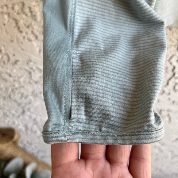 COLUMBIA Eucalyptus Green Striped Omni-Wick Long Sleeve Quarter-Zip Women’s Med - Picture 4 of 6